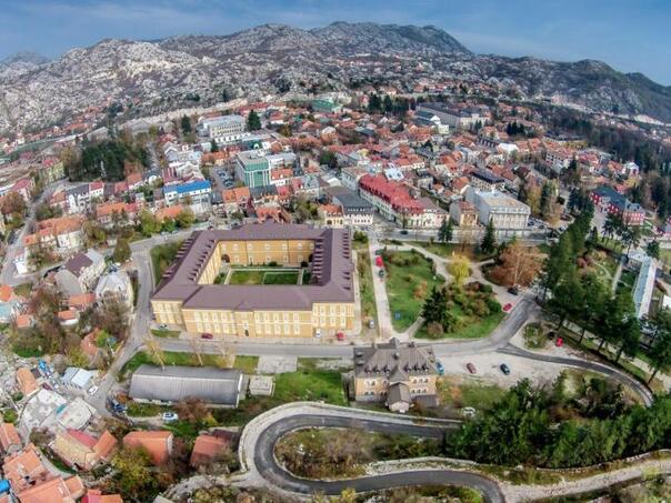 Horor u Crnoj Gori: Osamnaestogodišnjak navodno silovao djevojčicu