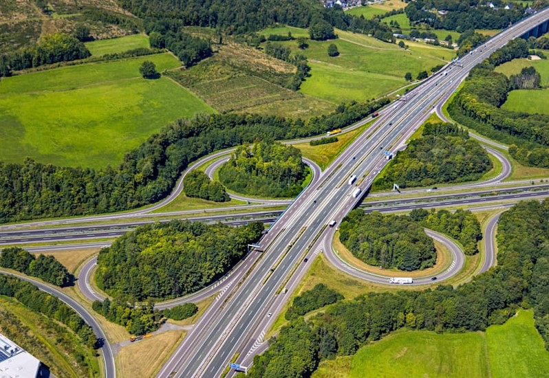 Horor u Njemačkoj: Dvije odsječene ženske ruke pronađene na autoputu