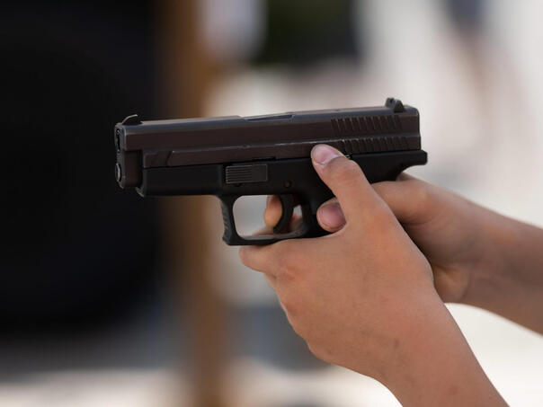 Horor u Tirolu: Sin lovočuvara ubio bolesnog oca i komšinicu pa se zabarikadirao u kuću