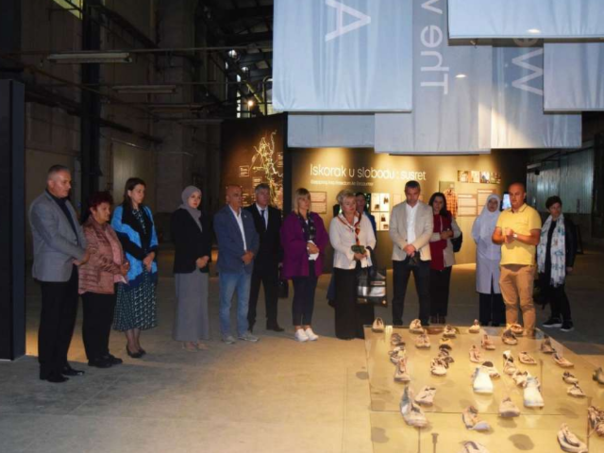 Hota-Muminović predvodila delegaciju KS u posjeti Srebrenici i Memorijalnom centru