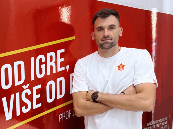Hrkać još dvije godine dresu Rođenih