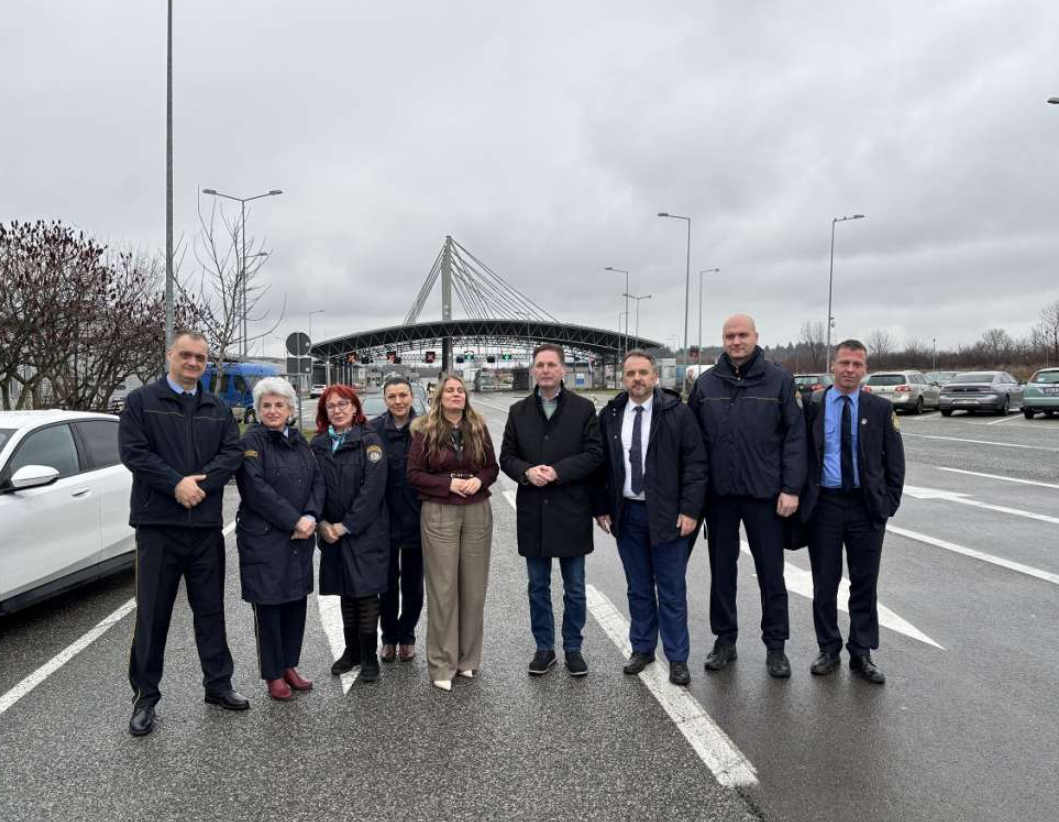 Hrnjić i FUZIP na GP Izačić: Jačati granične procedure izvoza i povoljan poslovni ambijent