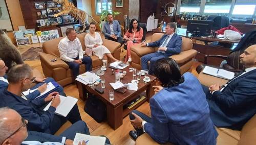 Hrnjić: Insistirati na domaćim proizvodima na policama