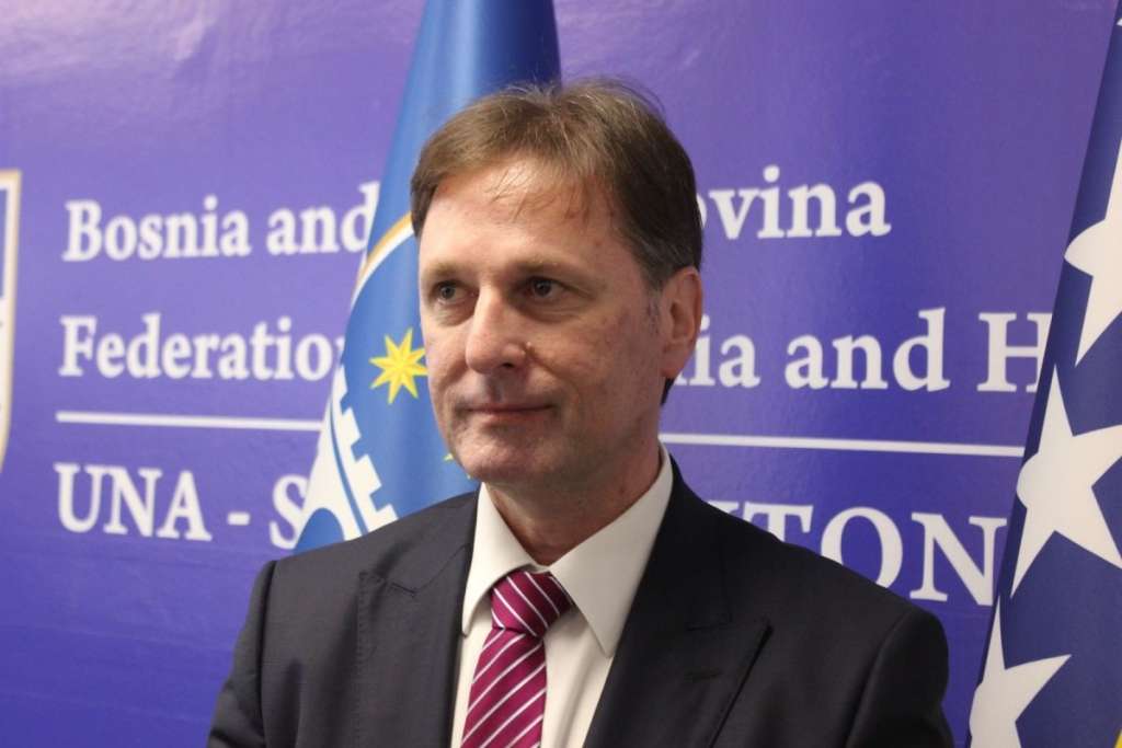 Hrnjić: Poljoprivrednici imaju puno pravo tražiti da se Strategija usvoji