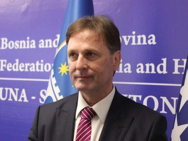 Hrnjić: Poljoprivrednici imaju puno pravo tražiti da se Strategija usvoji