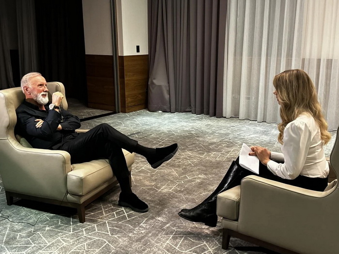 HRT-ova voditeljica šokirala Dinu Merlina tokom intervjua