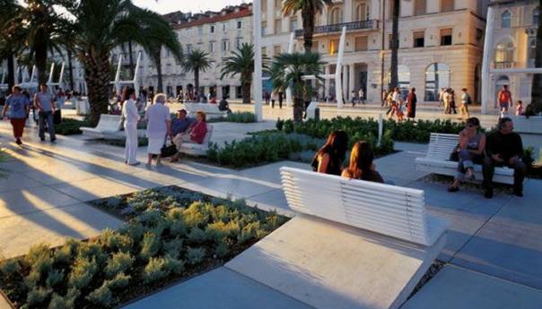 Hrvatima najviše nedostaje druženje, izleti i putovanja te kafa u kafićima