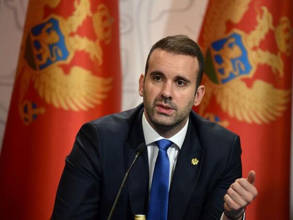 Hrvatska blokira pregovore Crne Gore sa Evropskom unijom