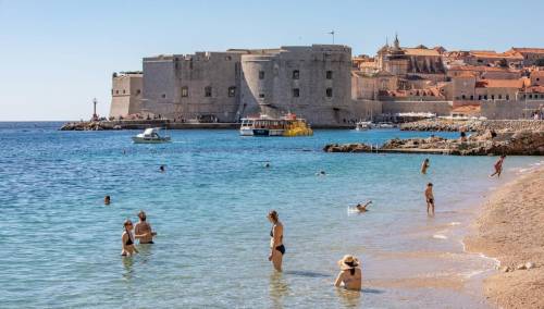 Hrvatska i dvanaest članica EU-a usuglasile turističku 'zelenu putovnicu'