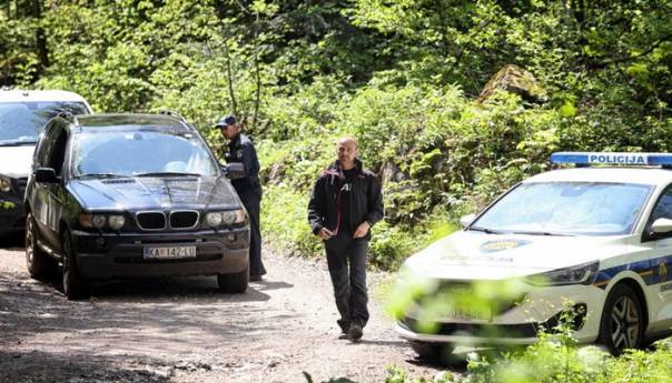 Hrvatska: Izvučeni ostaci palog aviona