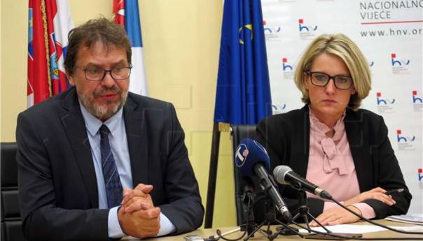 Hrvatska manjina u Srbiji u nedjelju bira novo vodstvo