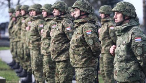 Hrvatska najavljuje mogućnost slanja vojske na granicu