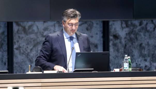 Hrvatska: Od 27. aprila javni prijevoz, frizeri od 4. a škole od 11. maja