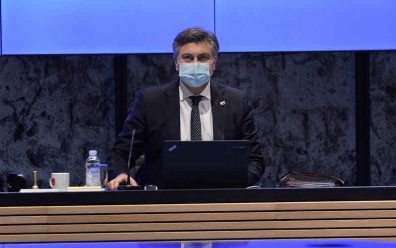 Plenković najavio blago popuštanje epidemioloških mjera