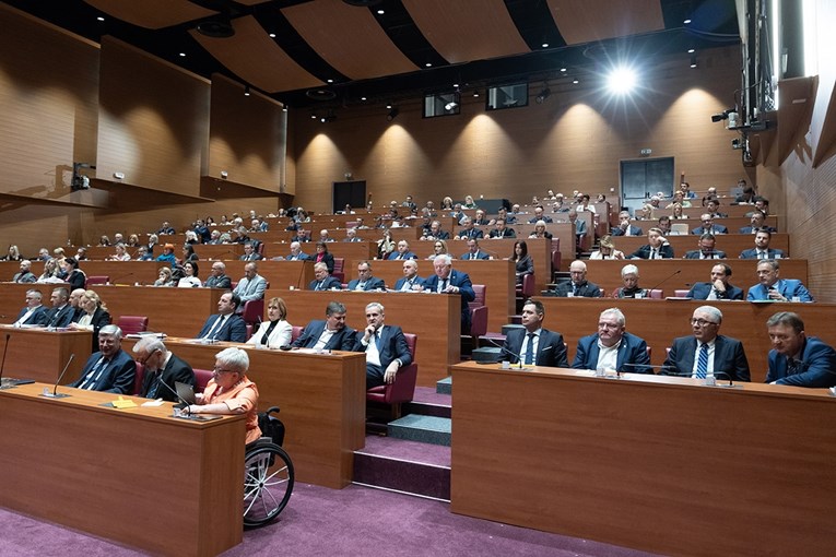 Hrvatska ostaje bez ustavnih sudija i suda: Hoće li ih Sabor izabrati sutra?