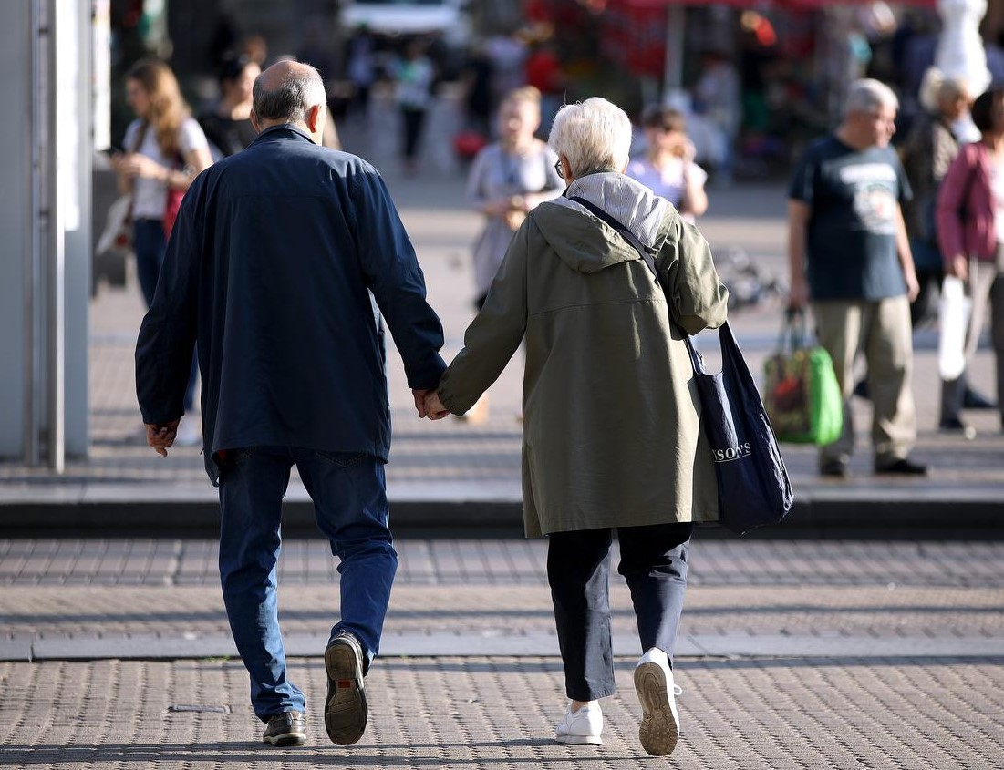 Hrvatska pomiče granicu: Žene će od 1. januara kasnije u penziju