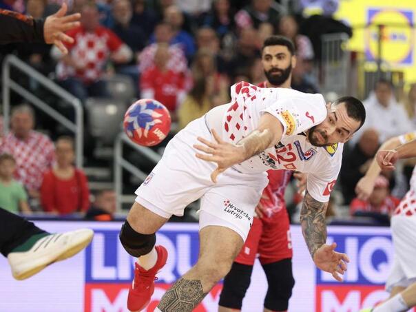 Hrvatska pregazila Bahrein na otvaranju SP-a, senzacija Brazila