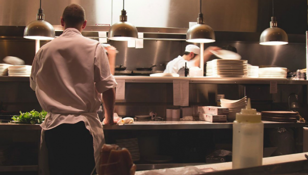 Hrvatska traži desetine hiljada sezonaca