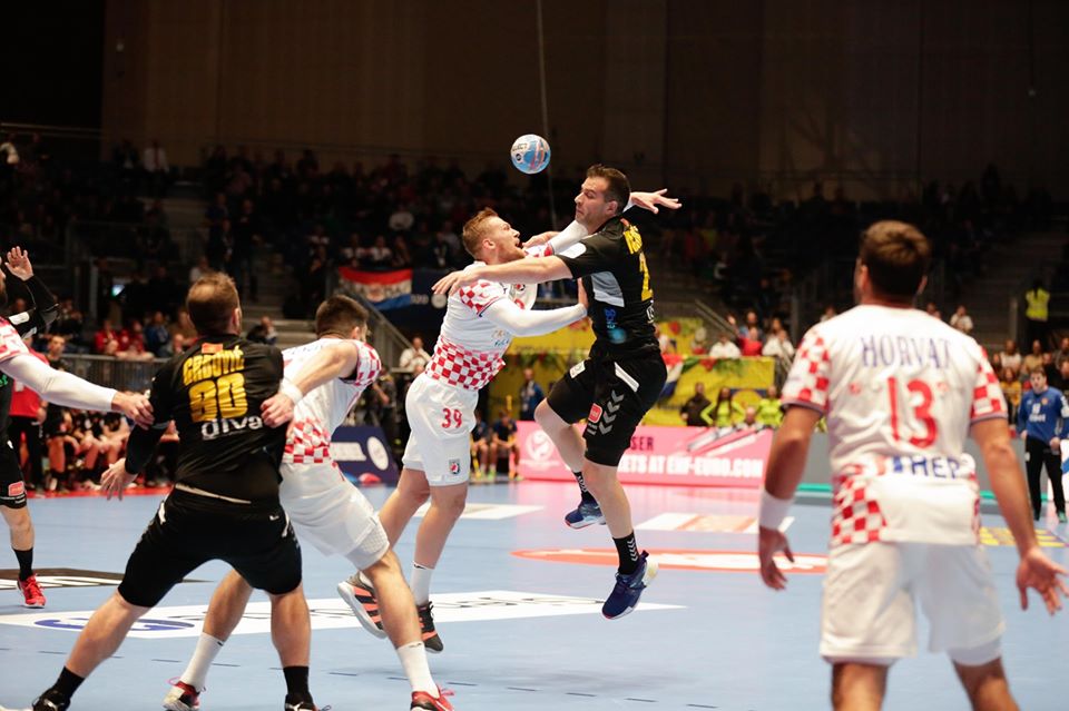 Hrvatska u drugom poluvremenu slomila otpor Crne Gore