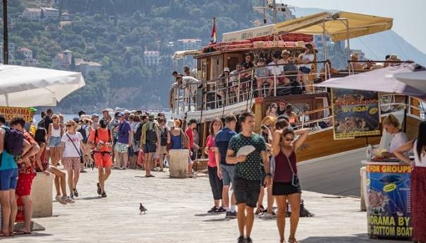 Hrvatska u julu registrovala 3,7 miliona turista