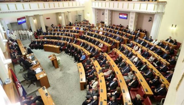 Hrvatska: U ponedjeljak raspuštanje Sabora, izbori u junu ili julu