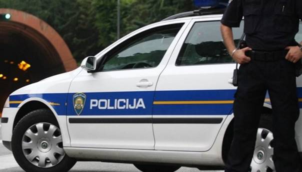 Hrvatska: Uhapšeni preprodavači luksuznih automobila