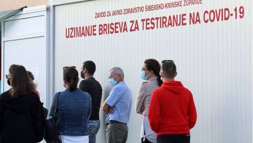 Hrvatska: zaražene 2.022 osobe, 27 preminulih