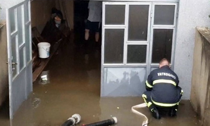 Hrvatske vode upozoravaju na moguće obilne oborine i poplave