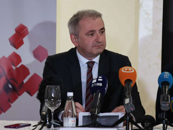 Hrvatski ambasador "otklanja svaku zabrinutost oko funkcionisanja GP Gradiška"