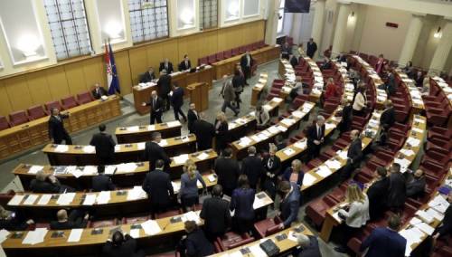 Hrvatski birači odabrali igrati na sigurno
