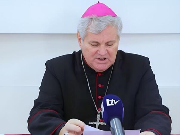 Hrvatski biskup kritikovao kult Djeda Mraza: Ljudi su zaboravili Isusa, idol im je debeli djed u crvenom