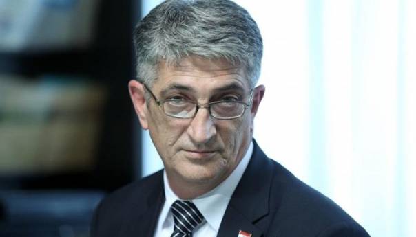 Hrvatski državni sekretar podnio ostavku nakon privođenja za vikend