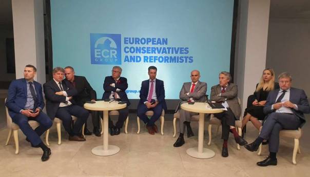 Hrvatski eurozastupnik: Građanski pristup u BiH nije moguć