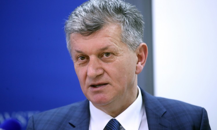 Hrvatski ministar Kujundžić stavio mandat na raspolaganje