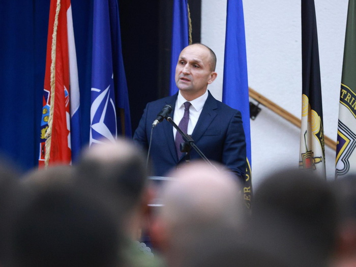 Hrvatski ministar: Vojni rok je preozbiljna tema i zahtijeva konsenzus