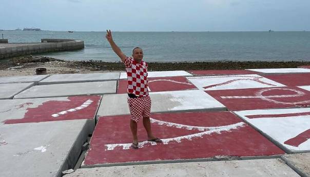 Hrvatski navijači uhapšeni u Dohi nakon što su obojili kocke ispred hotela