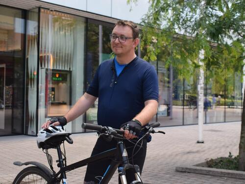 Hrvatski političar biciklom doputovao iz Brisela u Zagreb