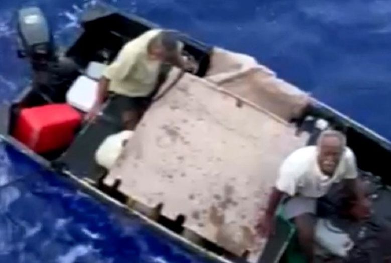 Hrvatski pomorci spasili ljude koji su mjesec dana plutali Pacifikom bez hrane i vode