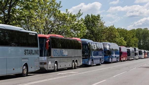 Hrvatski prijevoznici ponudili autobuse za ukrajinske izbjeglice