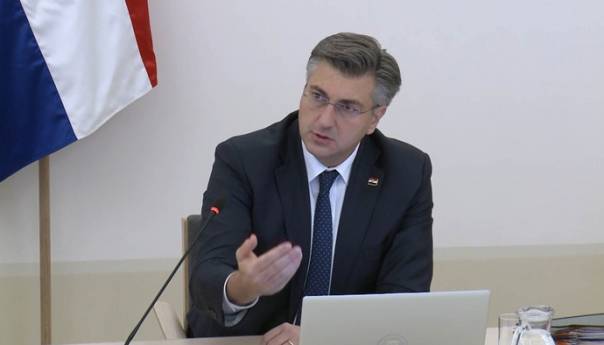 HS: Hrvatska šuti na prijetnje BiH, tko šuti slaže se