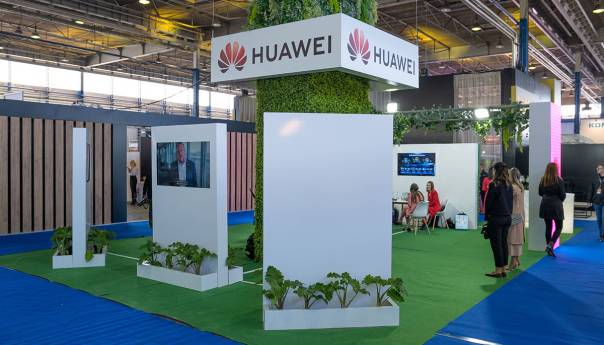 Huawei predstavio najsavremenije tehnologije na Međunarodnom sajmu gospodarstva