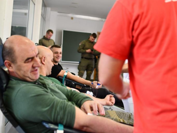 Humanost i solidarnost: Policajci darivali krv u Sarajevu