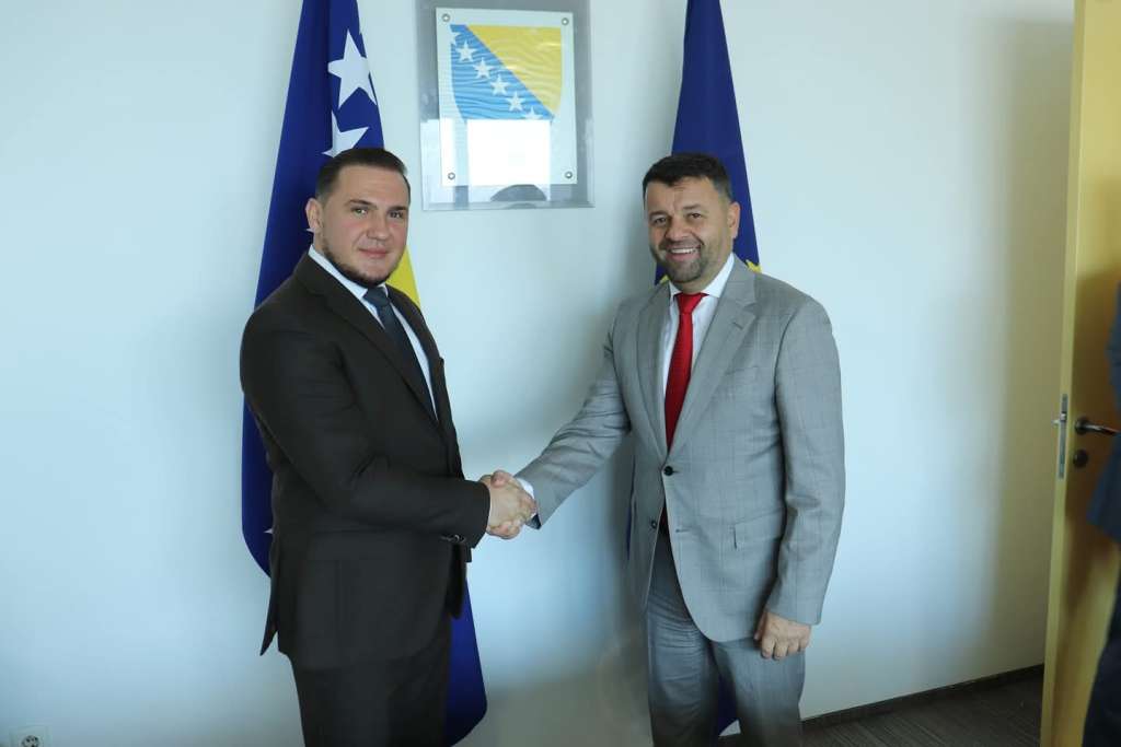 Hurtić i Kurtović o pravu i položaju nacionalnih manjina u BiH i Srbiji