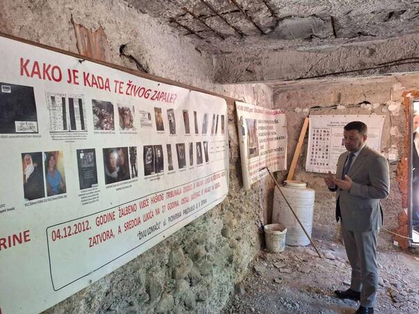 Hurtić na obilježavanju 33. godišnjice zločina nad bošnjačkim civilima u Višegradu 'Živa lomača'