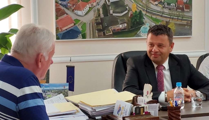 Hurtić posjetio Gračanicu, razgovarano o potrebama povratnika i manjinskih zajednica