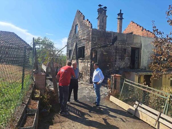 Hurtić posjetio povratnicu Emu Zečević nakon požara: Nećemo dozvoliti da ostane sama