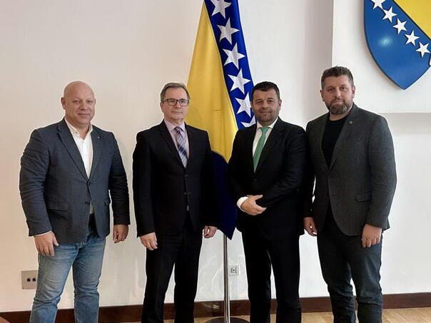 Hurtić sa zvaničnicima iz Srebrenice razgovarao o statusu povratnika