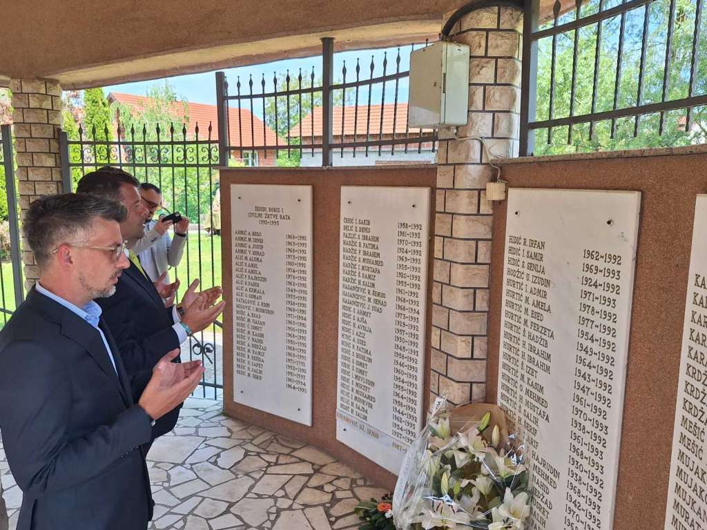 Hurtić u Grapskoj kod Doboja: Sjećanje na 10. maj 1992.