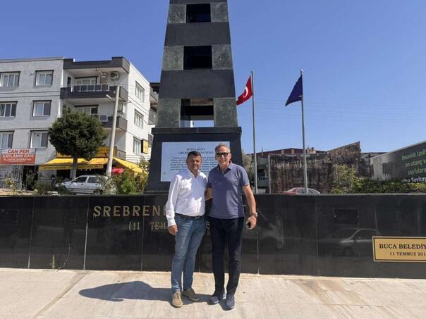 Hurtić u Izmiru: Posjetio spomen-obilježje Srebrenici i susreo se s bh. dijasporom