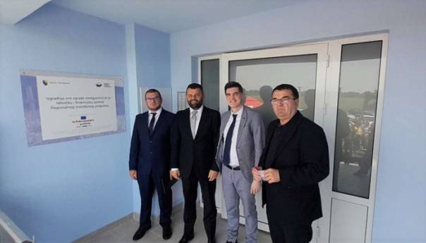 Hurtić uručio ključeve novoizgrađenih stanova za 25 korisnika